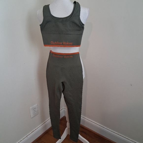 Outdoor Voices Seamless Longline Set In Tea Tree Size Small - Full Set - Picture 5 of 7